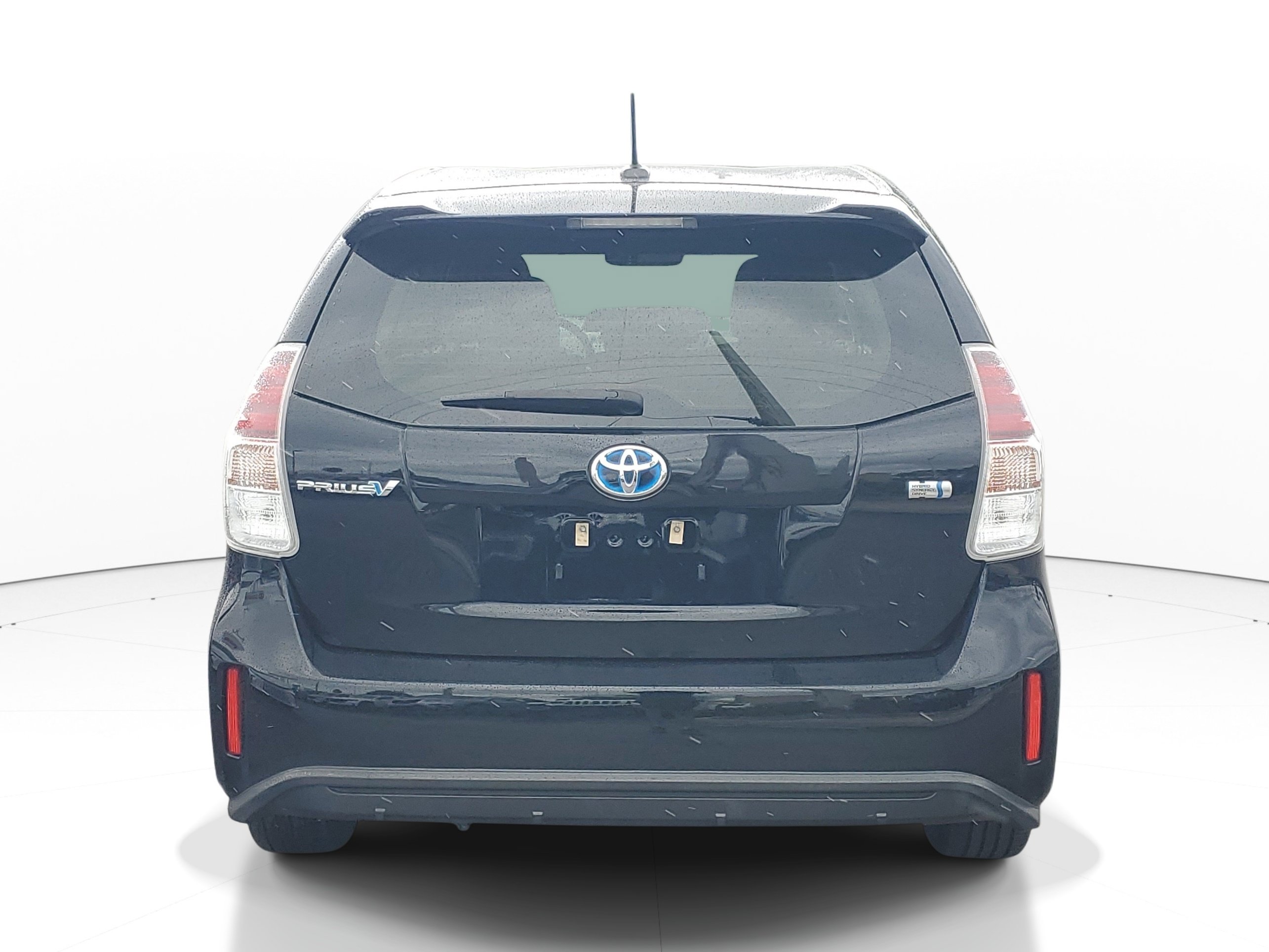 Used 2017 Toyota Prius V Four FWD image 5
