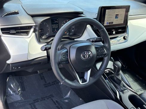 Used 2024 Toyota Corolla SE FWD image 10