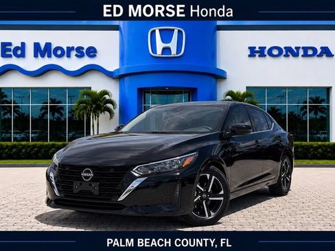 Used 2024 Nissan Sentra SV FWD image 1