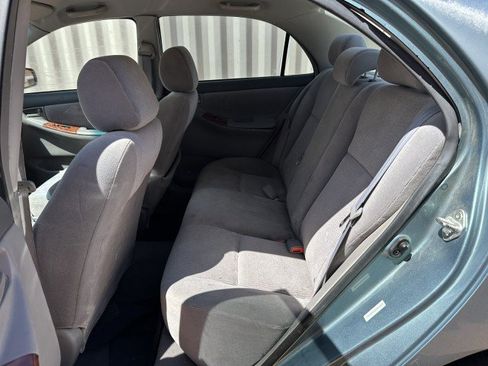 Used 2006 Toyota Corolla LE FWD image 7