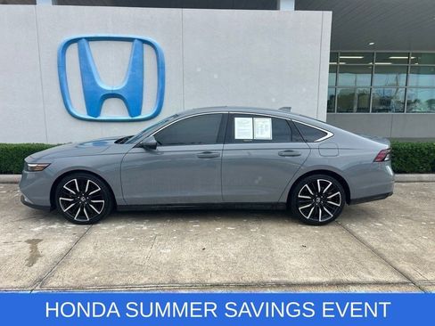 Used 2024 Honda Accord Touring image 5
