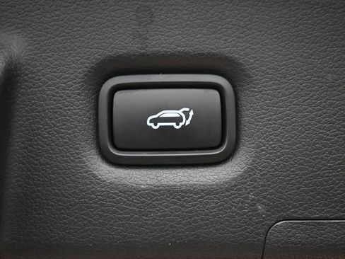 Used 2023 Hyundai Santa Fe Limited AWD/4WD image 19