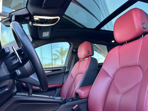 Used 2022 Porsche Macan image 5