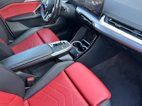 Used 2024 BMW X1 M35i w/ Shadowloine Package AWD/4WD image 15