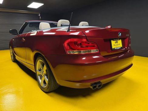 Used 2013 BMW 128i Convertible RWD image 4