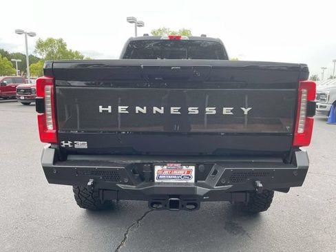 New 2026 Ford F250 Lariat w/ Black Appearance Package AWD/4WD image 5