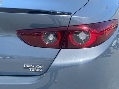 Certified 2025 MAZDA MAZDA3 2.5 Turbo Sedan w/Premium Plus AWD/4WD image 31