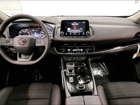 New 2026 Nissan Rogue SV w/ Rock Creek Premium Package AWD/4WD image 5
