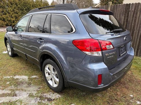 Used 2014 Subaru Outback 2.5i Limited w/ Moonroof Package image 5