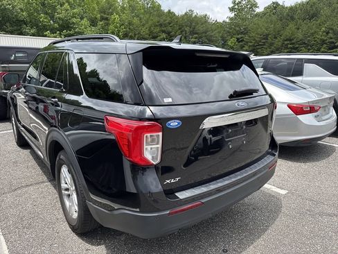 Used 2022 Ford Explorer XLT RWD image 14