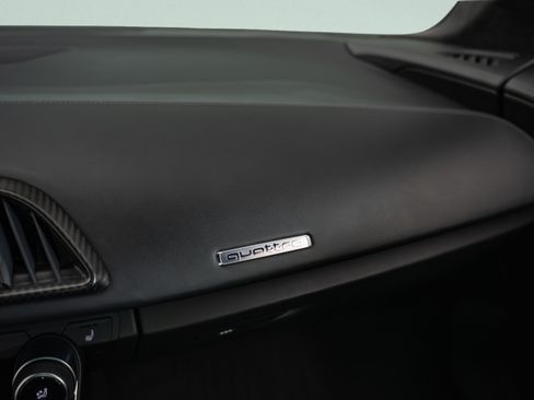 Used 2017 Audi R8 V10 plus AWD/4WD image 14