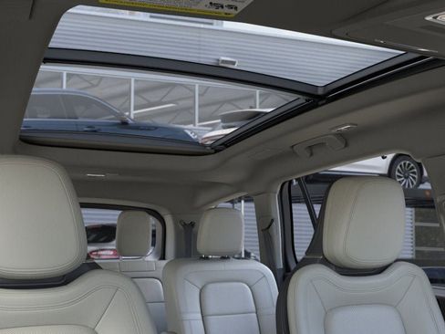 New 2026 Lincoln Aviator Reserve image 22