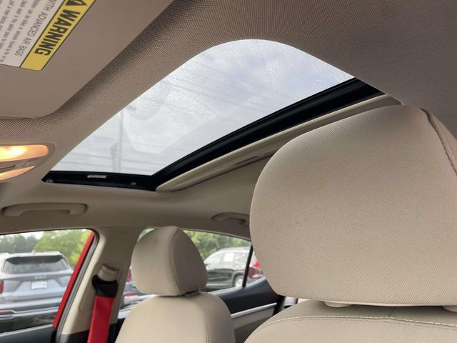 Used 2019 Hyundai Elantra Value Edition FWD image 18