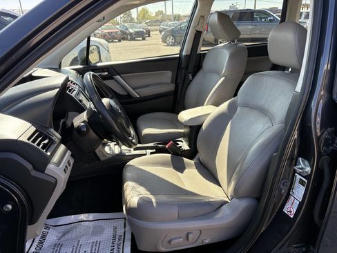 Used 2015 Subaru Forester 2.5i Limited image 25