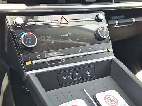 New 2026 Hyundai Santa Fe SE FWD image 12