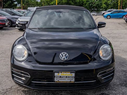 Used 2019 Volkswagen Beetle 2.0T SE FWD image 4