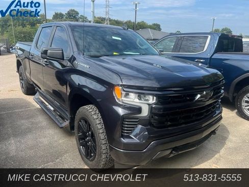 Used 2023 Chevrolet Silverado 1500 RST w/ Convenience Package II AWD/4WD image 2