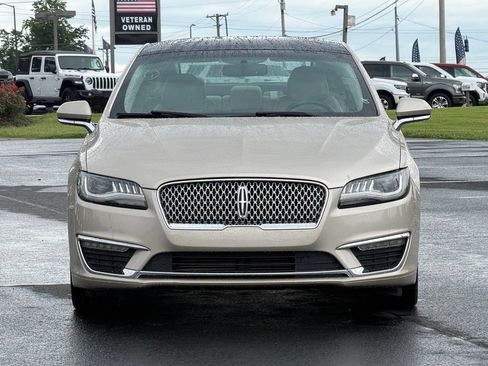 Used 2017 Lincoln MKZ Reserve FWD image 2