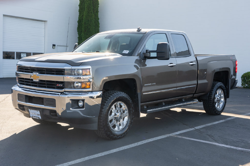 Used 2015 Chevrolet Silverado 2500 LTZ w/ LTZ Plus Package AWD/4WD image 3