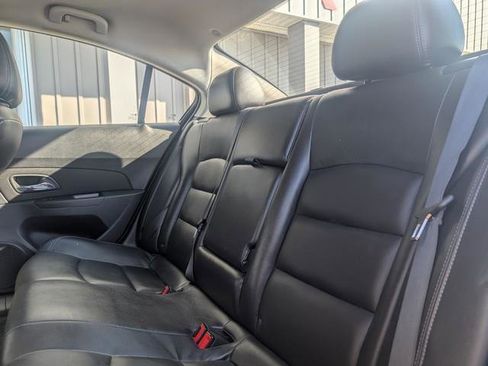 Used 2016 Chevrolet Cruze LT image 18