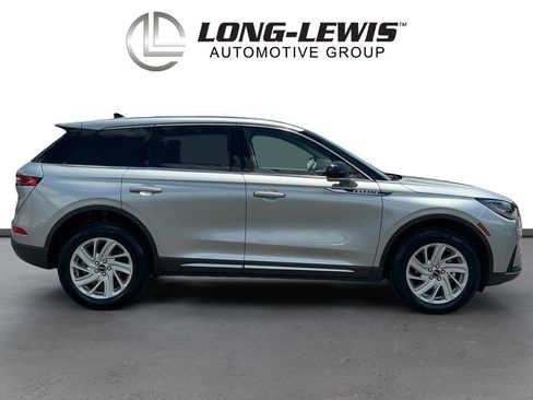 Used 2023 Lincoln Corsair FWD image 8