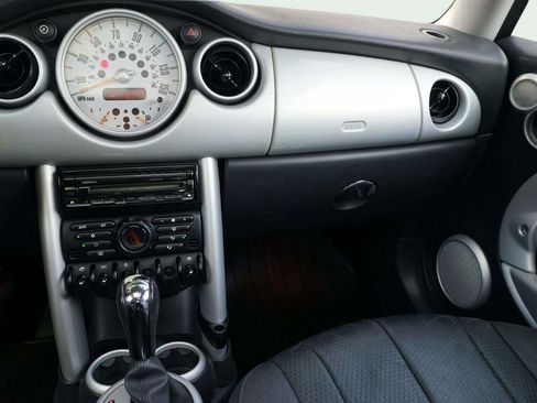 Used 2004 MINI Cooper Hardtop FWD image 22