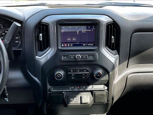 Used 2021 Chevrolet Silverado 1500 Custom image 7