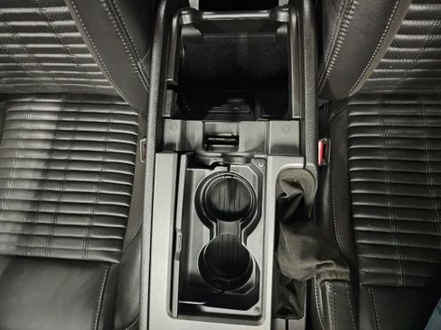 Used 2012 Ford Mustang Shelby GT500 w/ SVT Performance Pkg image 31