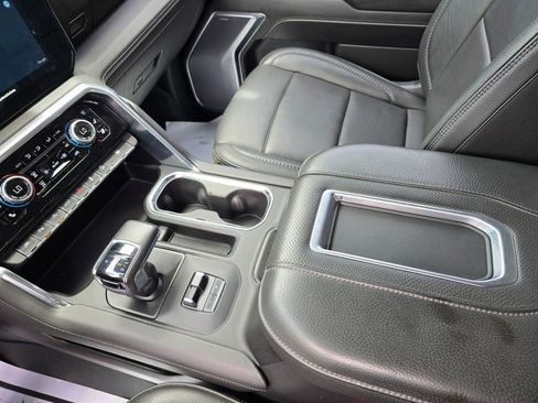 Used 2022 GMC Sierra 1500 Denali AWD/4WD image 29