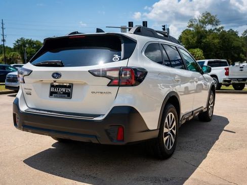 Used 2021 Subaru Outback Premium AWD/4WD image 18