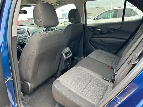 Used 2022 Chevrolet Equinox LT AWD/4WD image 7