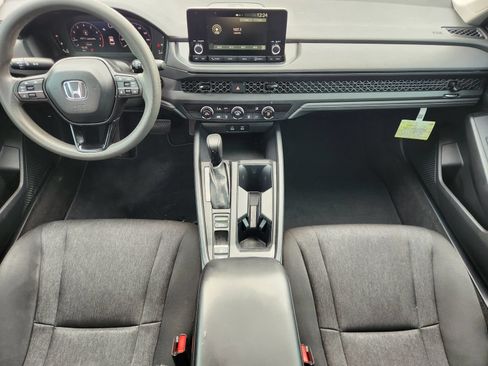 Used 2023 Honda Accord LX image 24