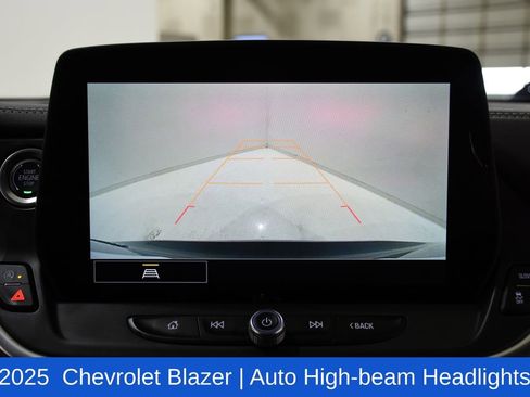 Used 2025 Chevrolet Blazer LT image 14