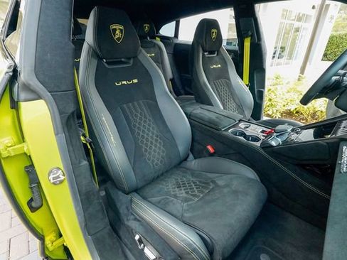 Used 2023 Lamborghini Urus Performante image 89