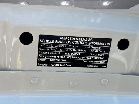 Used 2022 Mercedes-Benz GLB 250 4MATIC image 21