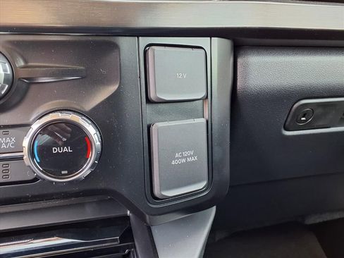 New 2026 Ford F250 Lariat w/ Black Appearance Package image 18