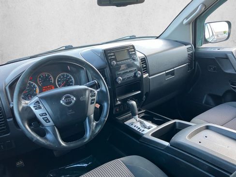 Used 2014 Nissan Titan SV w/ SV Value Truck Package AWD/4WD image 10