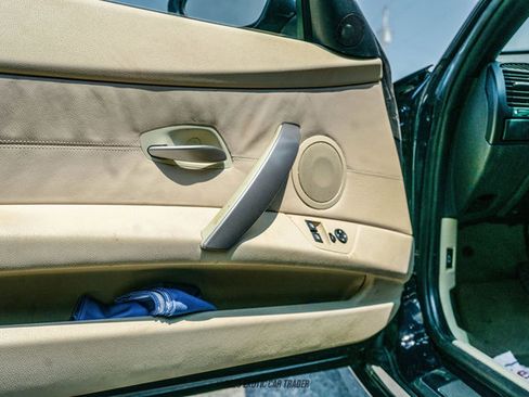 Used 2008 BMW Z4 3.0si image 28