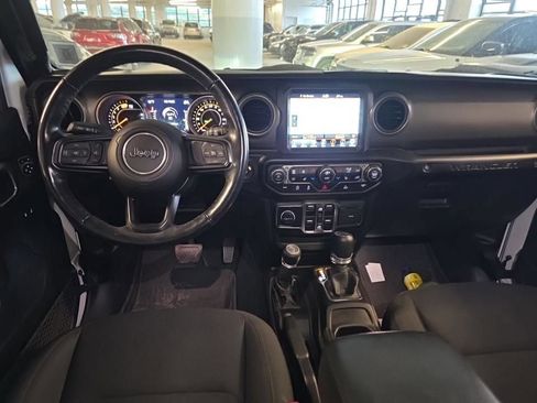 Used 2022 Jeep Wrangler Unlimited Sport AWD/4WD image 22