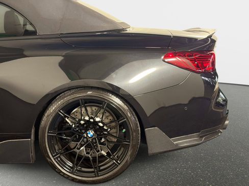 Used 2025 BMW M4 xDrive Competition image 15