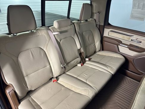 Used 2019 RAM 1500 Laramie image 29