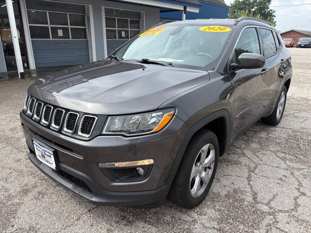 Used 2020 Jeep Compass Latitude w/ Cold Weather Group AWD/4WD image 7