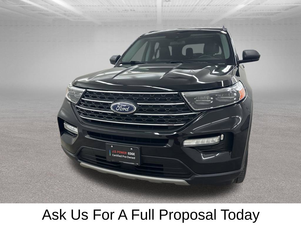 Used 2023 Ford Explorer XLT w/ Equipment Group 202A AWD/4WD image 7