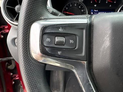 Used 2021 Chevrolet Blazer LT FWD image 12