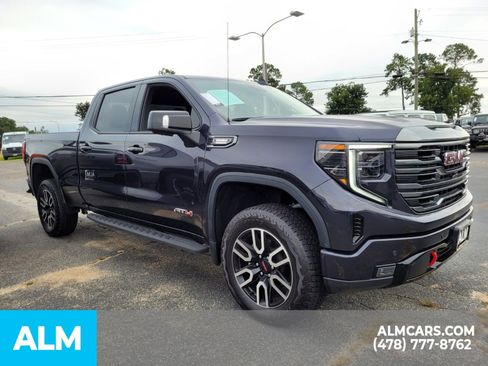 Used 2024 GMC Sierra 1500 AT4 image 17