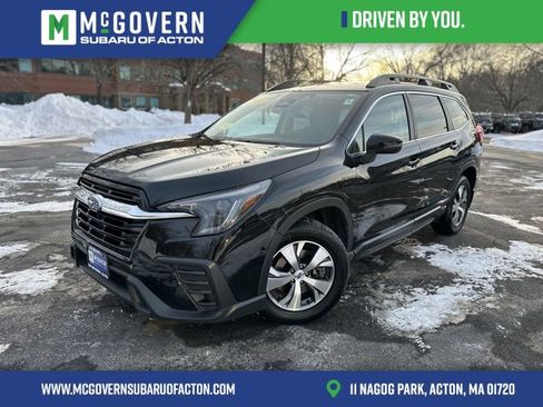Used 2023 Subaru Ascent Premium w/ Convenience Package image 1