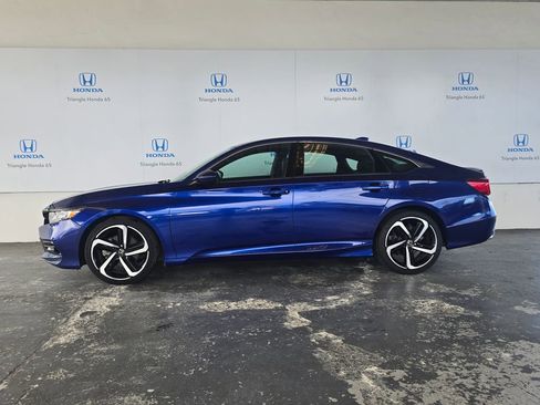 Used 2018 Honda Accord Sport image 14