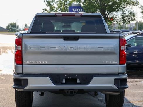Used 2026 Chevrolet Silverado 1500 Custom AWD/4WD image 14
