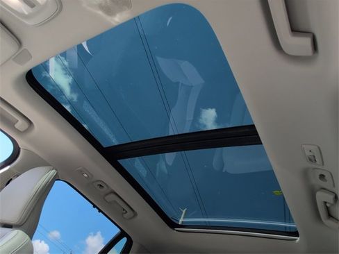 New 2026 Volvo XC90 B5 Ultra w/ Protection Package Premier image 11