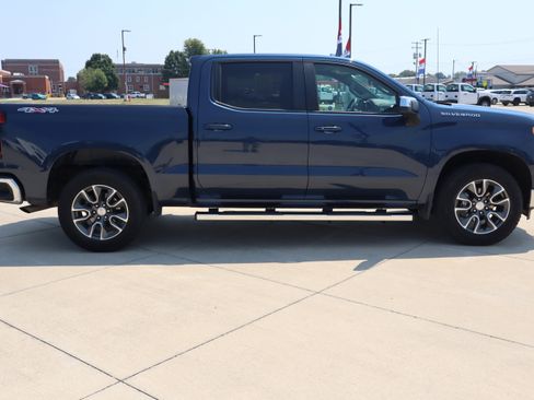 Used 2022 Chevrolet Silverado 1500 LT image 5